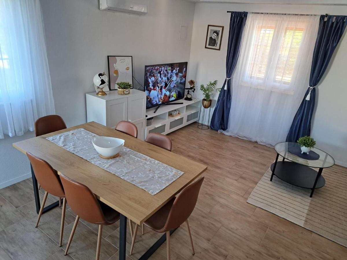 Villa Venkin Dvor Новаля Екстериор снимка